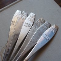 Set of six vintage coffee spoons | Vintage alpacca silver coffee spoons | Small spoons | Pine cone coffee spoon set | Vintage alpacca spoons