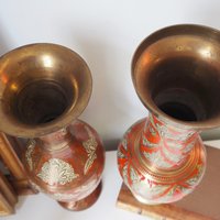 Vintage brass vase | Large enamelled brass vase | Vintage brass vases | Tall brass vase | Vintage vase | Brass and red vase