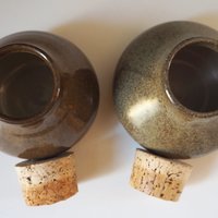 Set of two vintage ceramic jars | Glazed ceramic jars with cork lids | Brown stoneware jars | Vintage spice jars | Mismatched ceramic jars