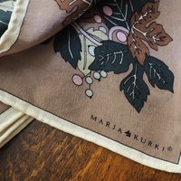 Vintage silk scarf | Vintage Marja Kurki scarf | Marja Kurki silk scarf | Vintage silk scarf with leaves