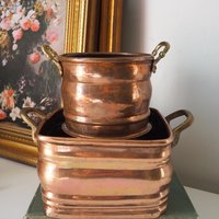 Set of two vintage copper planters | Mismatched copper planters | Round and rectangular copper planters | Vintage planters with handles