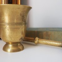 Vintage brass mortar and pestle | Vintage brass mortar | Mariefors-Kellokoski mortar | Made in Finland | Brass mortar