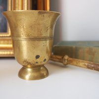 Vintage brass mortar and pestle | Vintage brass mortar | Mariefors-Kellokoski mortar | Made in Finland | Brass mortar