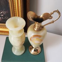 Set of two vintage vases | Onyx vase and pitcher | Vintage bud vase | Vintage single flower vases | Vintage marble vases | Made in Italy