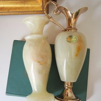 Set of two vintage vases | Onyx vase and pitcher | Vintage bud vase | Vintage single flower vases | Vintage marble vases | Made in Italy