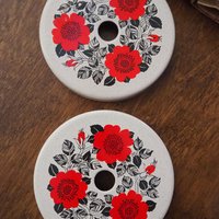 Vintage enamelled stove top burner covers | Electric stove burner covers | Set of two vintage burner covers | Finel | Esteri Tomula