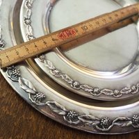 Set of two vintage alpacca silver plates | Alpacca silver platters | Vintage alpacca plates | Set of two small vintage trays