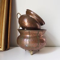 Set of two vintage copper planters | Mismatched copper planters | Round copper planters | Vintage planters with handles