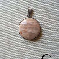Vintage pendants | Semi-precious stone pendants | Simple stone pendants | Vintage jewelry | Silver and stone pendants
