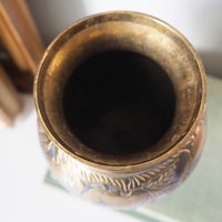 Vintage brass vase | Enameled vase with a fruit motif | Vintage vase | Brass and enamel vase | Chunky vase | Brass vase