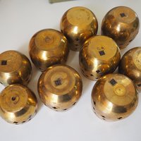 Set of nine vintage tealight candle holders | Brass tealight candleholders | Vintage brass votive candleholders | Brass tealight holders