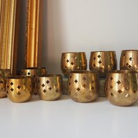 Set of nine vintage tealight candle holders | Brass tealight candleholders | Vintage brass votive candleholders | Brass tealight holders