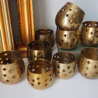 Set of nine vintage tealight candle holders | Brass tealight candleholders | Vintage brass votive candleholders | Brass tealight holders