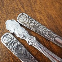 Vintage cake knives | Vintage silver tone cake knives  | Stainless steel cake knives | Ornate cake servers | Mismatched cake knives