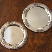 Set of two small vintage alpacca silver trays | Matching small silver trays | Vintage alpacca silver plates | Set of two vintage plates
