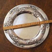Set of two small vintage alpacca silver trays | Matching small silver trays | Vintage alpacca silver plates | Set of two vintage plates