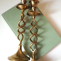 Set of two vintage candlestick holders | Brass candlestick holders | Barley twist brass candlestick holders | Twisted candlestick holders