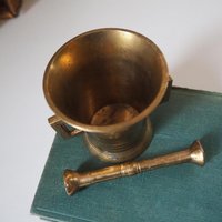 Vintage brass mortar and pestle | Vintage brass mortar | Small brass mortar