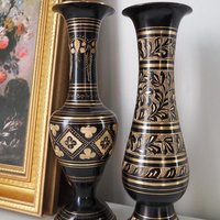 Set of two vintage vases | Brass vases | Mismatched vintage vases | Etched brass and black vases | Vintage brass vase set