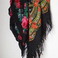 Vintage floral scarves | Floral scarf with a fringe | Vintage wool scarf | Vintage wool shawl | Vintage floral scarf
