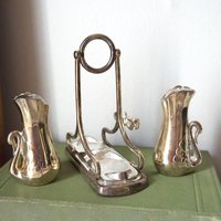 Vintage salt and pepper shakers | Swan salt and pepper shakers | Silver plated salt and pepper shakers | Salt and pepper shaker set