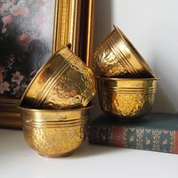 Set of four vintage planters | Small matching brass planters | Vintage brass planters | Round vintage planters | Vintage planters