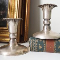 Set of two vintage candlestick holders | Silver plated candlestick holders | Simple silver tone candlestick holders | Vintage candle holders