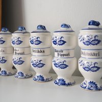 Set of five vintage ceramic spice jars | Blue Onion spice jars | Vintage ceramic spice jars | Blue and white spice jars | Made in Japan