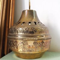 Vintage brass pomander | Vintage brass potpourri box | Large brass pomander | Brass home decor | Pierced brass box
