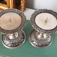 Set of two vintage candle holders | Silver tone candle holders | Matching candle holders | Vintage candle holders | Pillar candle holders