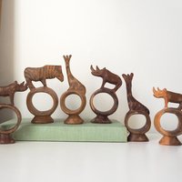 Vintage napkin rings | Set of six wooden napkin rings | Hand carved napkin rings | Set of six wooden animal napkin rings