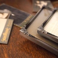 Set of two vintage silver plated photo frames | Silver plated photo frames 9x14 cm and 12x17 cm | Vintage picture frames | Matching frames