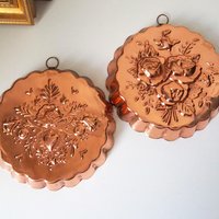 Set of two vintage copper baking molds | Vintage copper molds | Mismatched copper molds | Vintage baking molds | Vintage kitchen decor