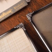 Set of two vintage silver plated photo frames | Silver plated photo frames 9x14 cm and 12x17 cm | Vintage picture frames | Matching frames