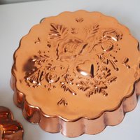 Set of two vintage copper baking molds | Vintage copper molds | Mismatched copper molds | Vintage baking molds | Vintage kitchen decor