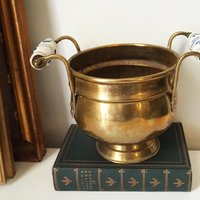 Vintage brass planter with ceramic handles | Vintage brass planter | Footed brass planter | Vintage planter