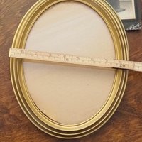 Set of two vintage picture frames | Oval photo frames | Vintage gold tone frames | Vintage photo frames