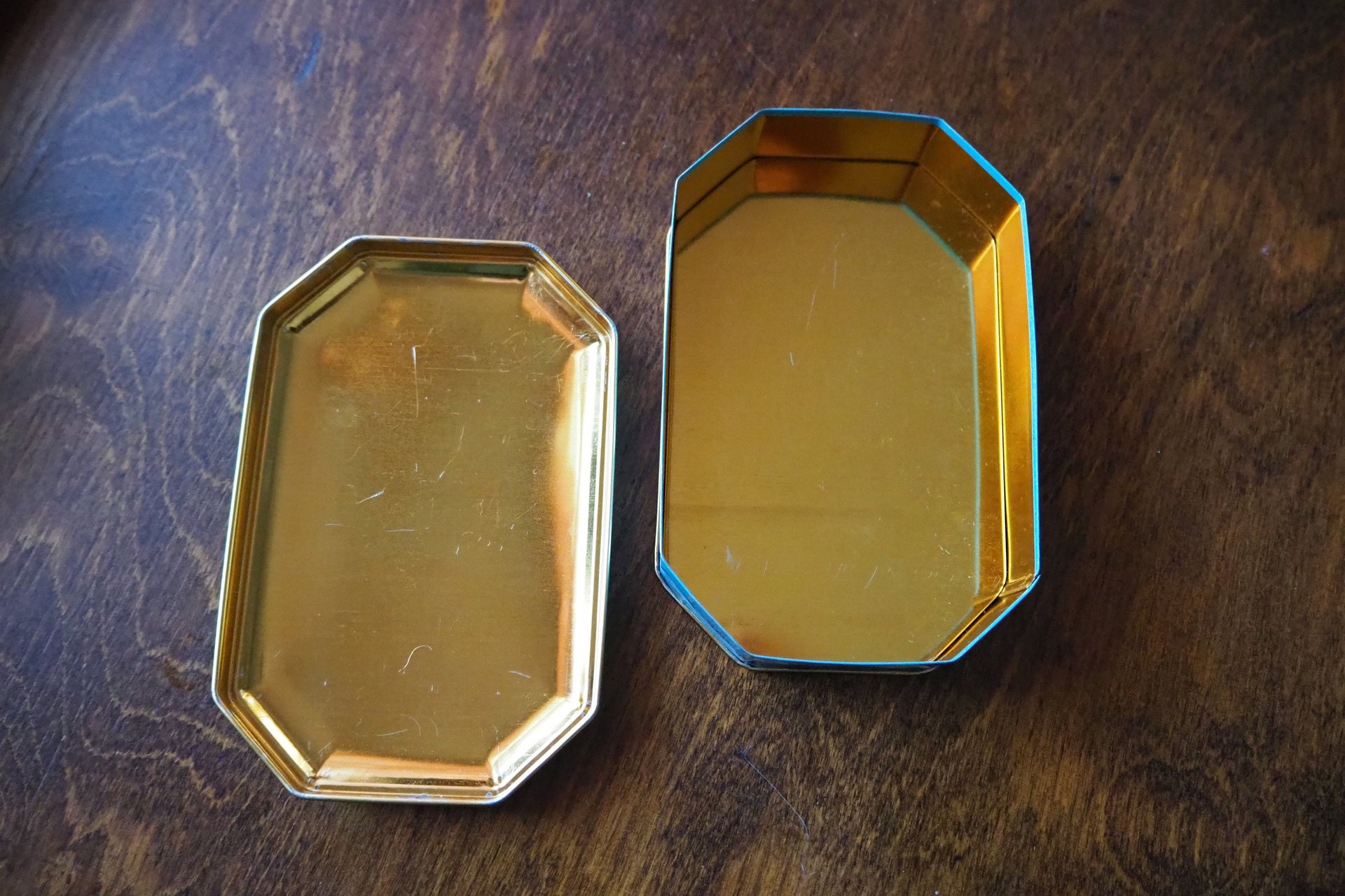 Vintage floral tin box | Floral tin box | Vintage storage box
