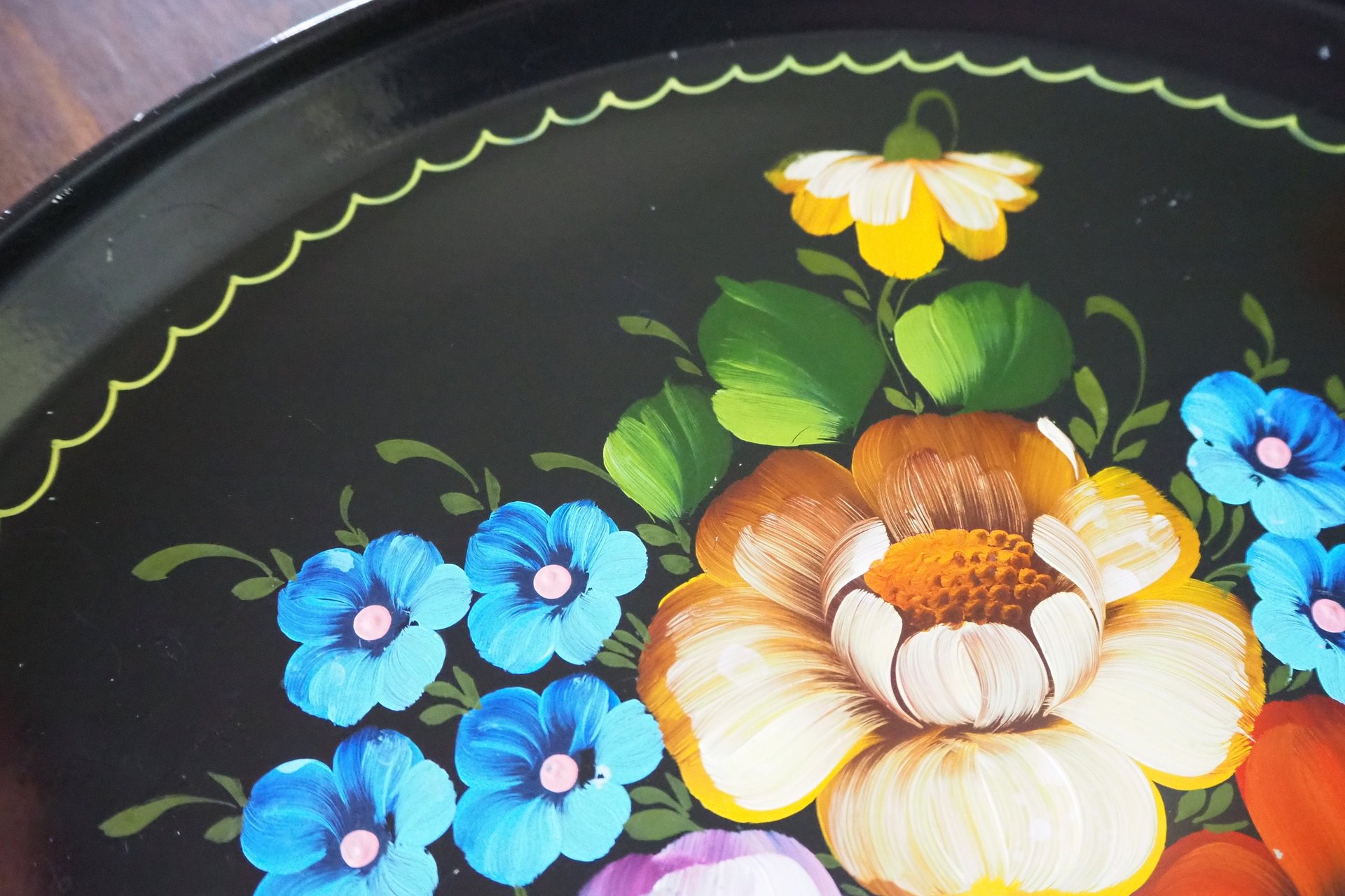 Vintage floral metal tray | Large handpainted floral tray | Vintage Russian floral tray | Vintage Zhostovo tray