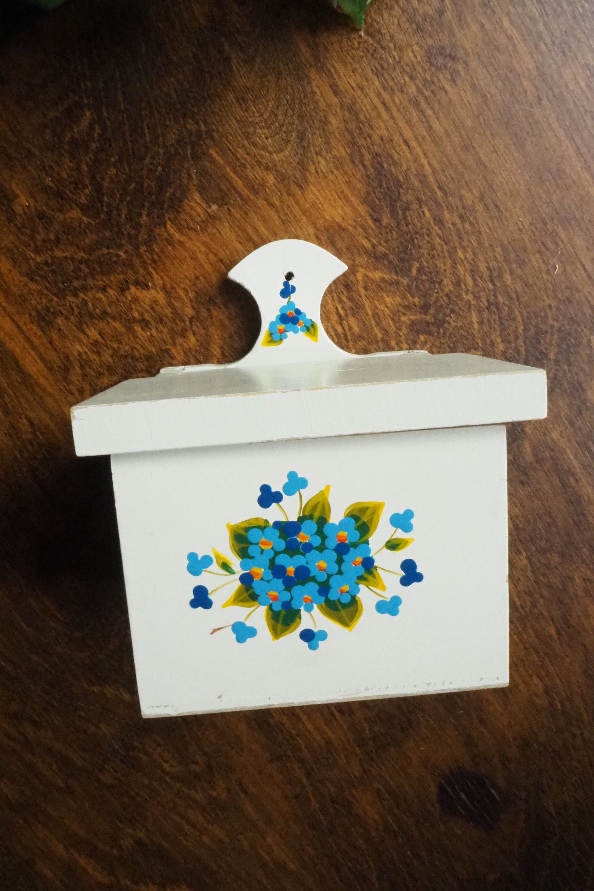 Vintage wooden salt container | Wooden salt box | Vintage salt box