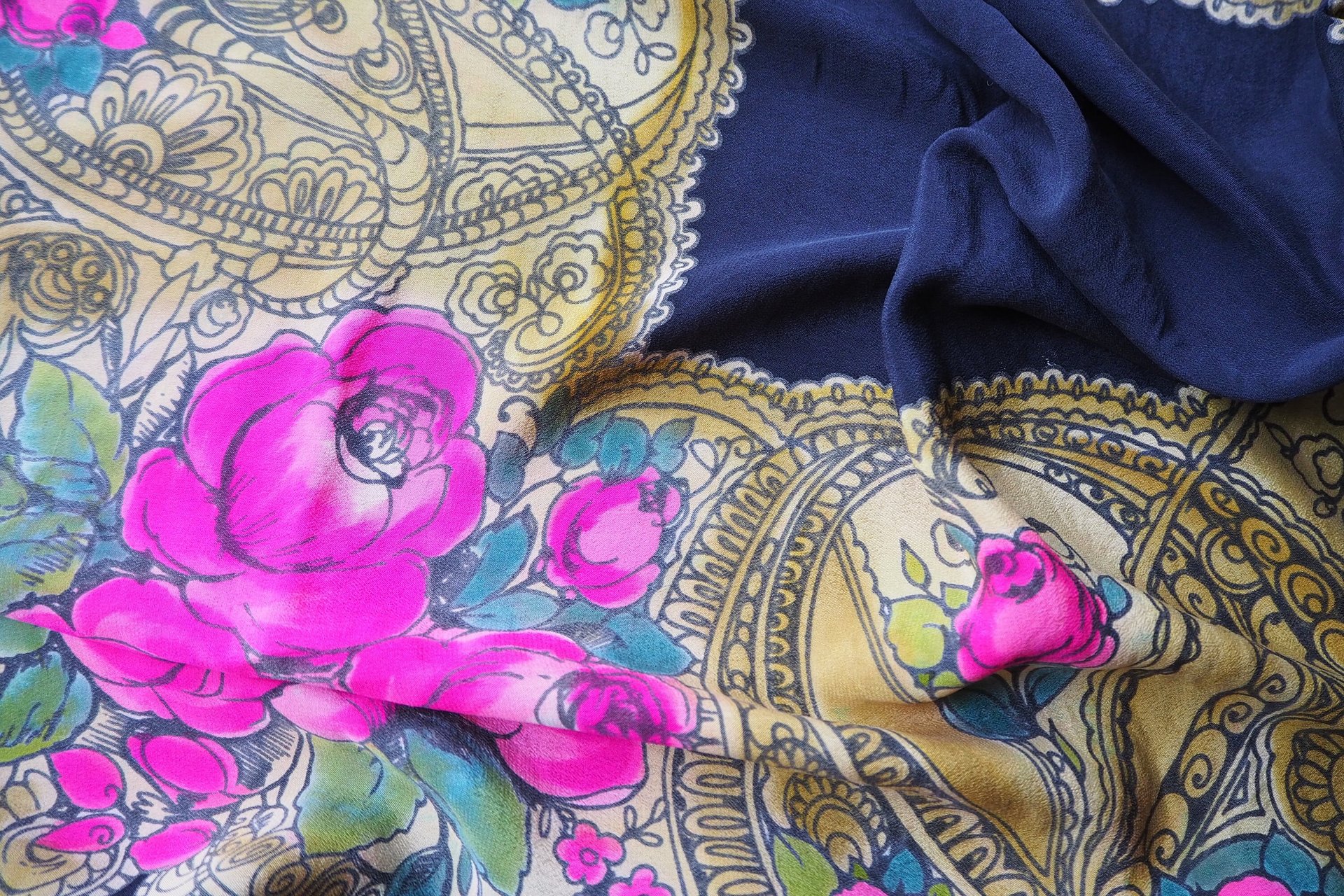 Vintage silk scarf | Silk scarf with roses | Large vintage silk scarf