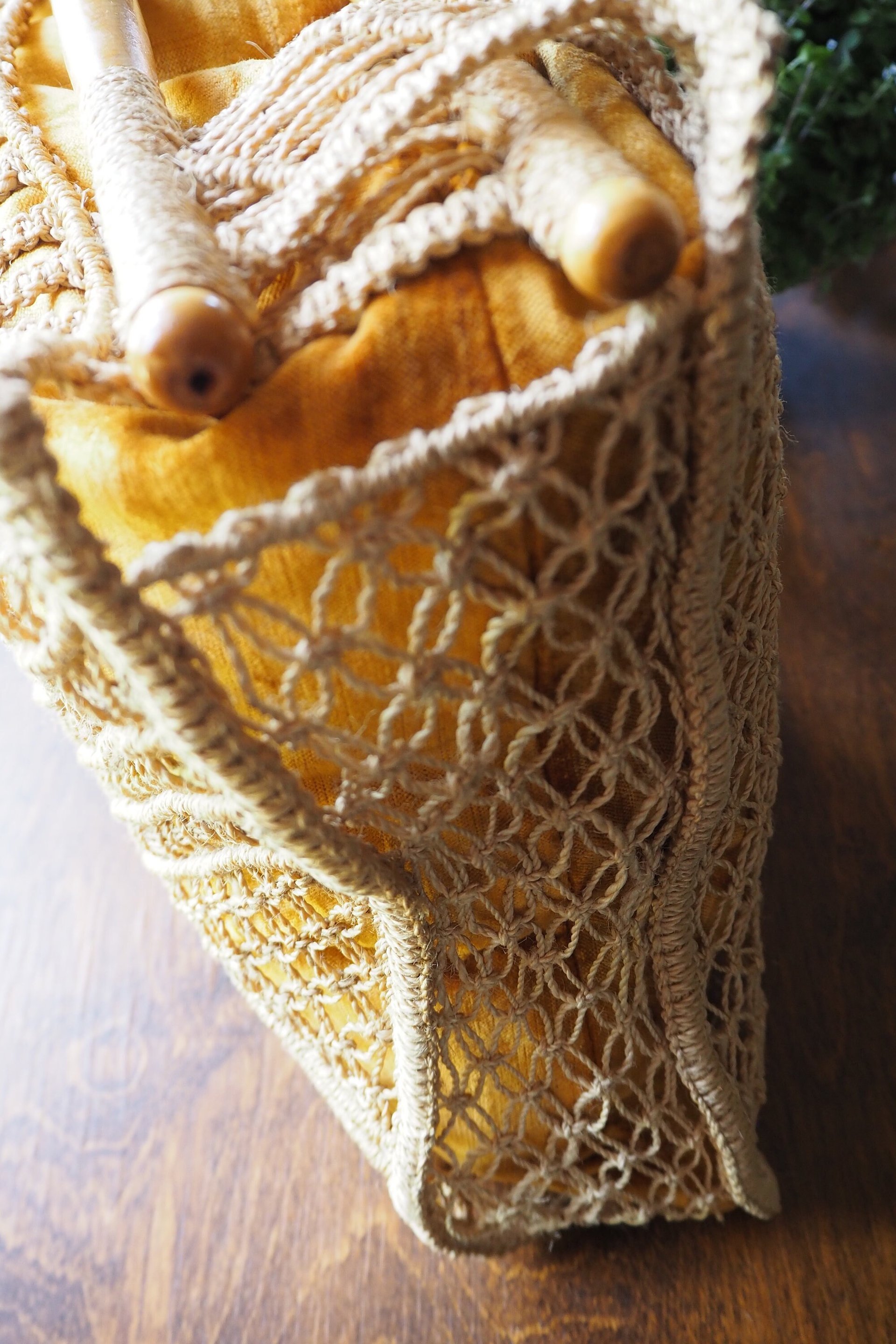 Vintage macrame bag | Macrame bag | Macrame woven handbag with wooden handles | Boho macrame bag