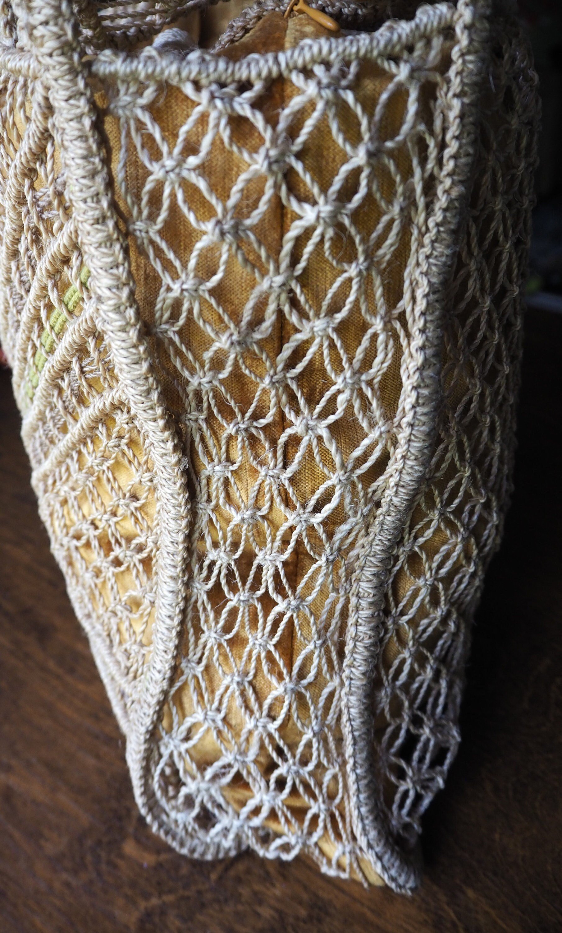 Vintage macrame bag | Macrame bag | Macrame woven handbag with wooden handles | Boho macrame bag