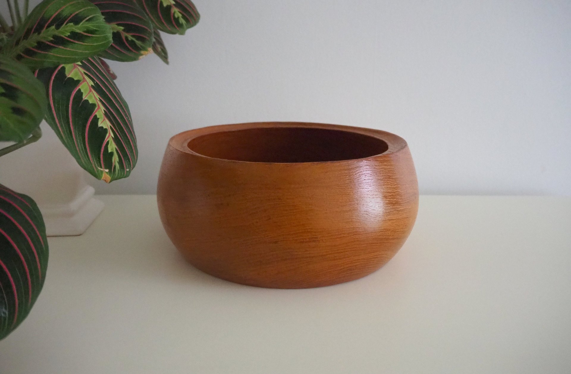 Vintage wooden bowl | Large teak fruit bowl | Large vintage teak bowl | Large wooden bowl