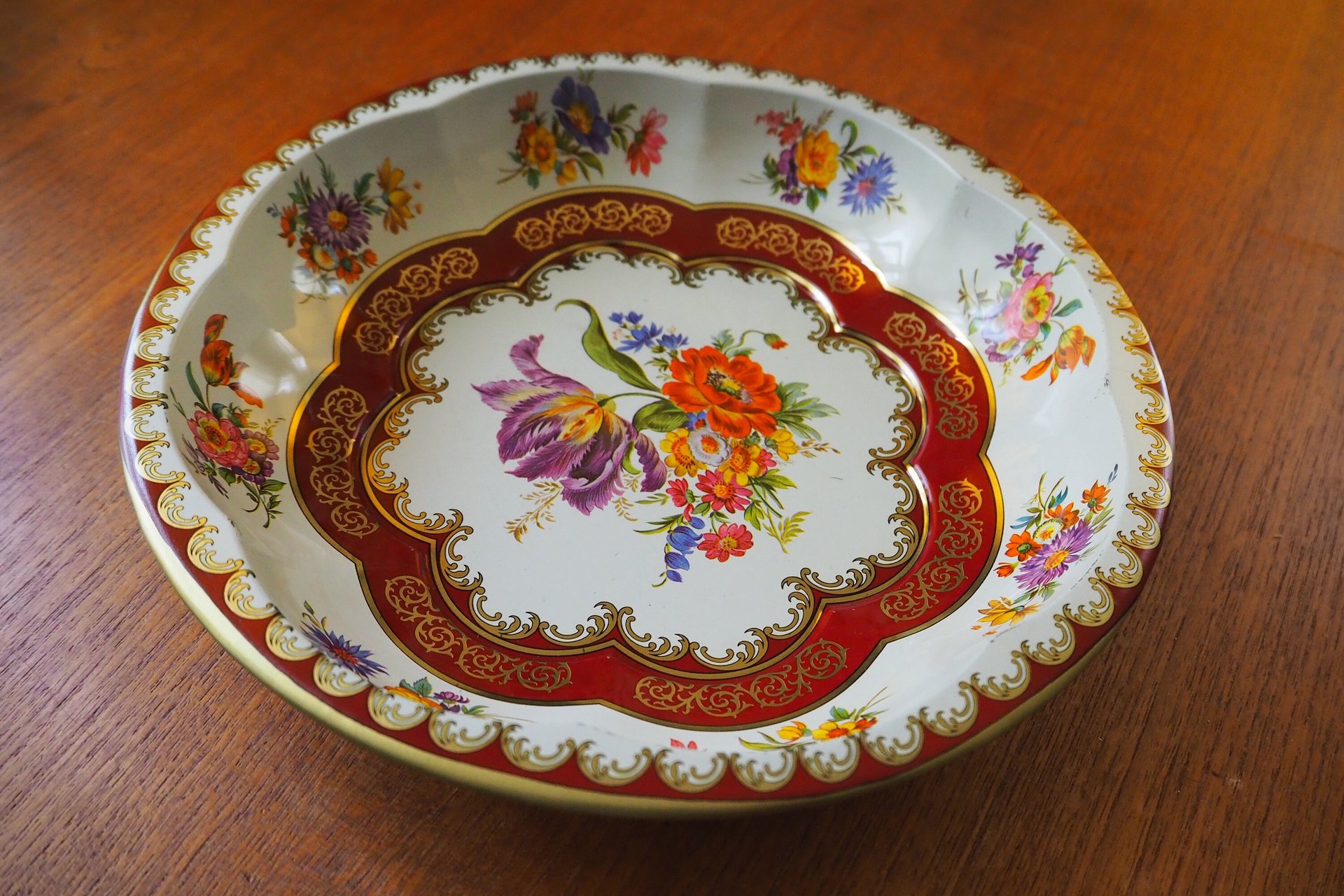 Vintage Daher Decorated Ware bowl | Vintage floral tin bowl | Vintage scalloped tin bowl