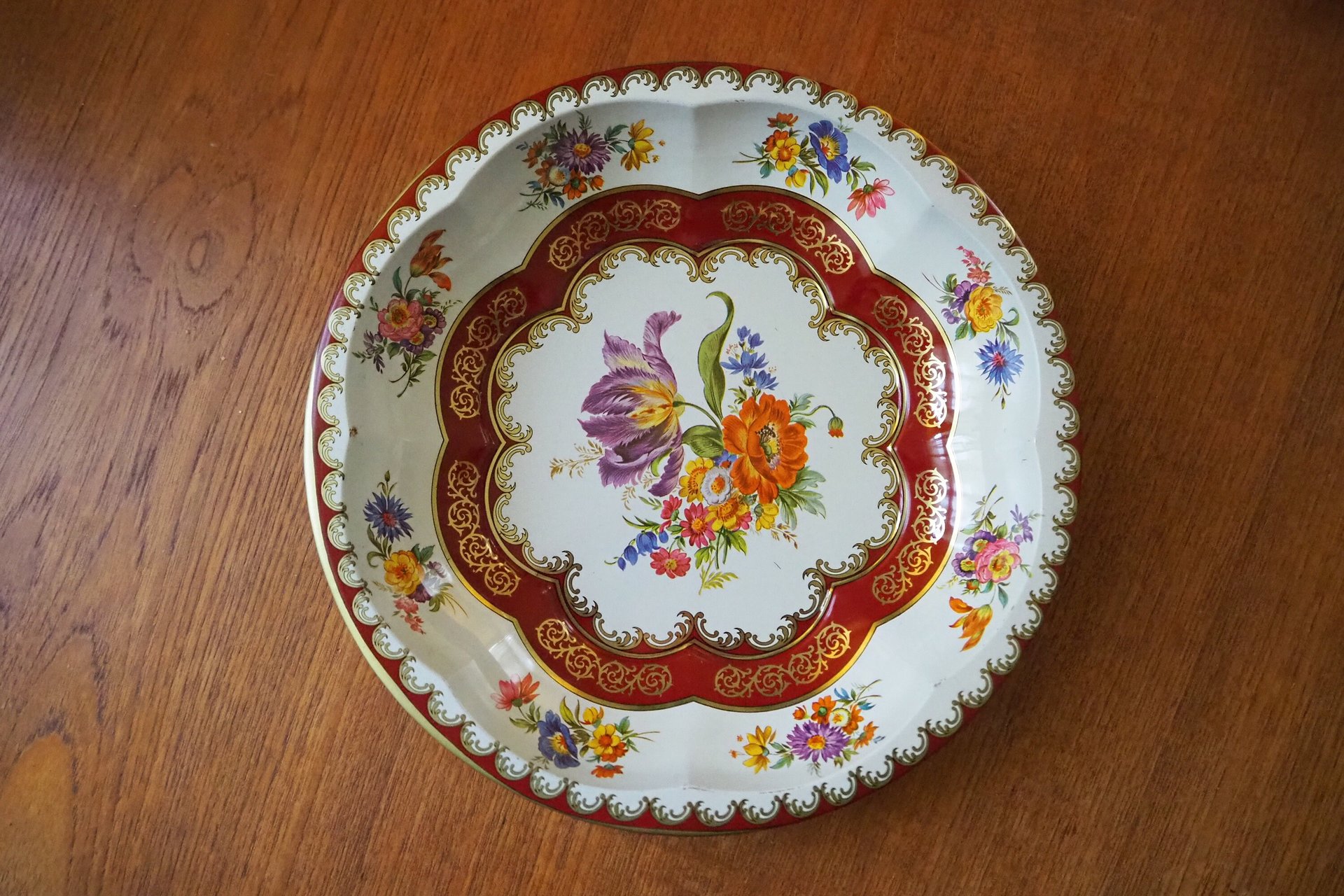 Vintage Daher Decorated Ware bowl | Vintage floral tin bowl | Vintage scalloped tin bowl