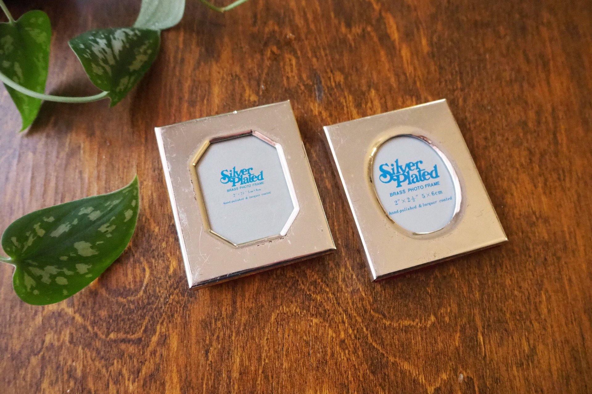 Vintage picture frames | Set of two silver plated frames | Silver plated picture frames | Tiny vintage picture frames