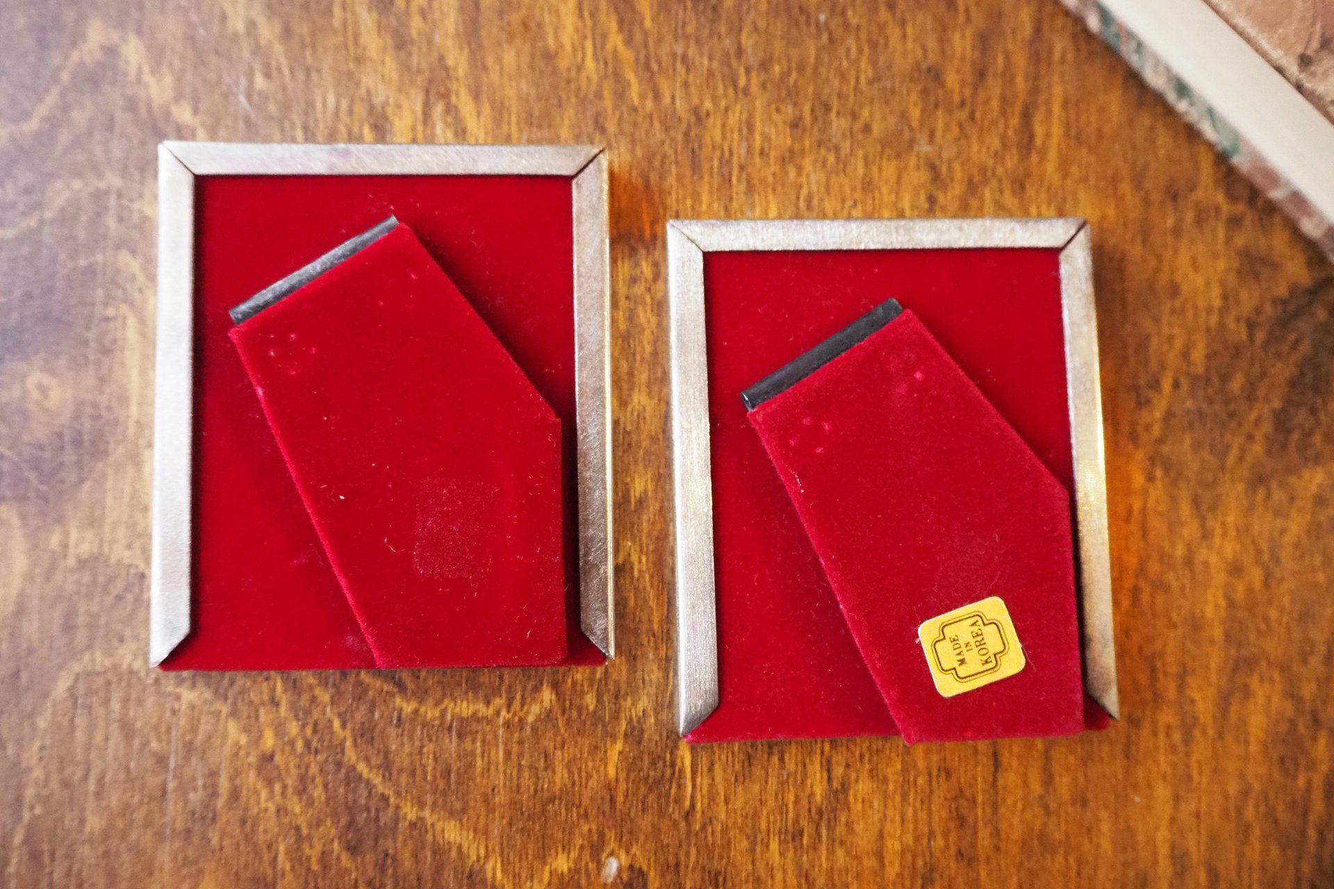 Vintage picture frames | Set of two silver plated frames | Silver plated picture frames | Tiny vintage picture frames