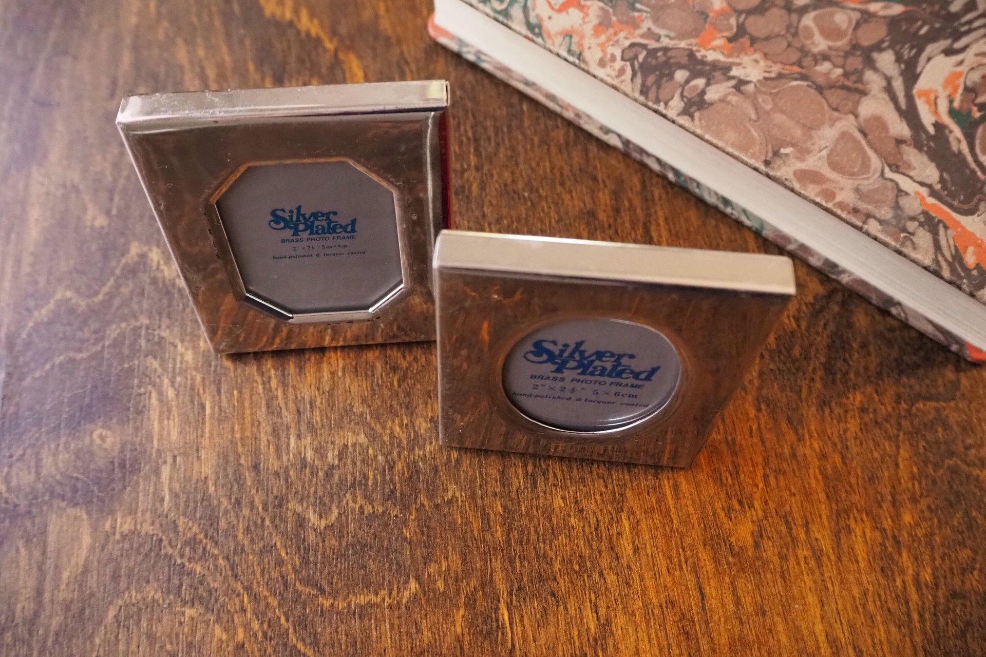 Vintage picture frames | Set of two silver plated frames | Silver plated picture frames | Tiny vintage picture frames