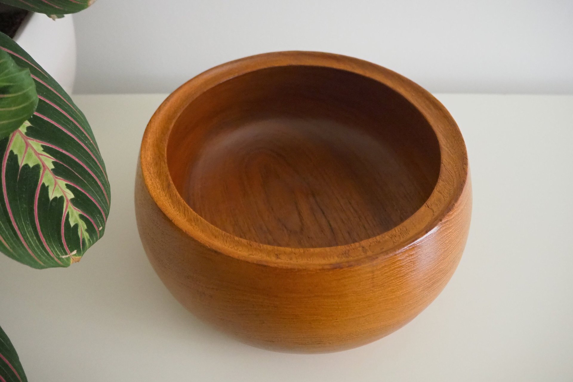 Vintage wooden bowl | Large teak fruit bowl | Large vintage teak bowl | Large wooden bowl